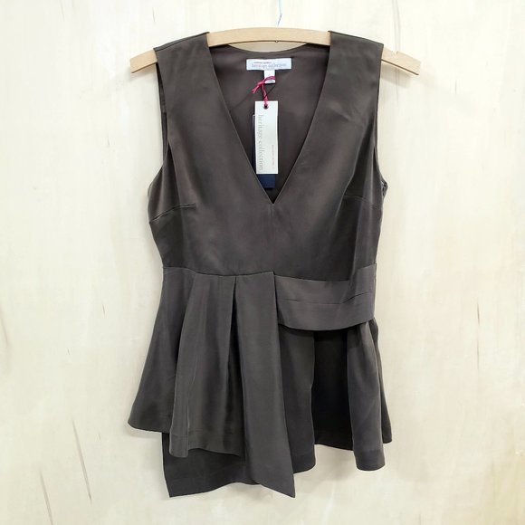 Banana Republic Tops - NWT Banana Republic Heritage Collection Silk Top 0
